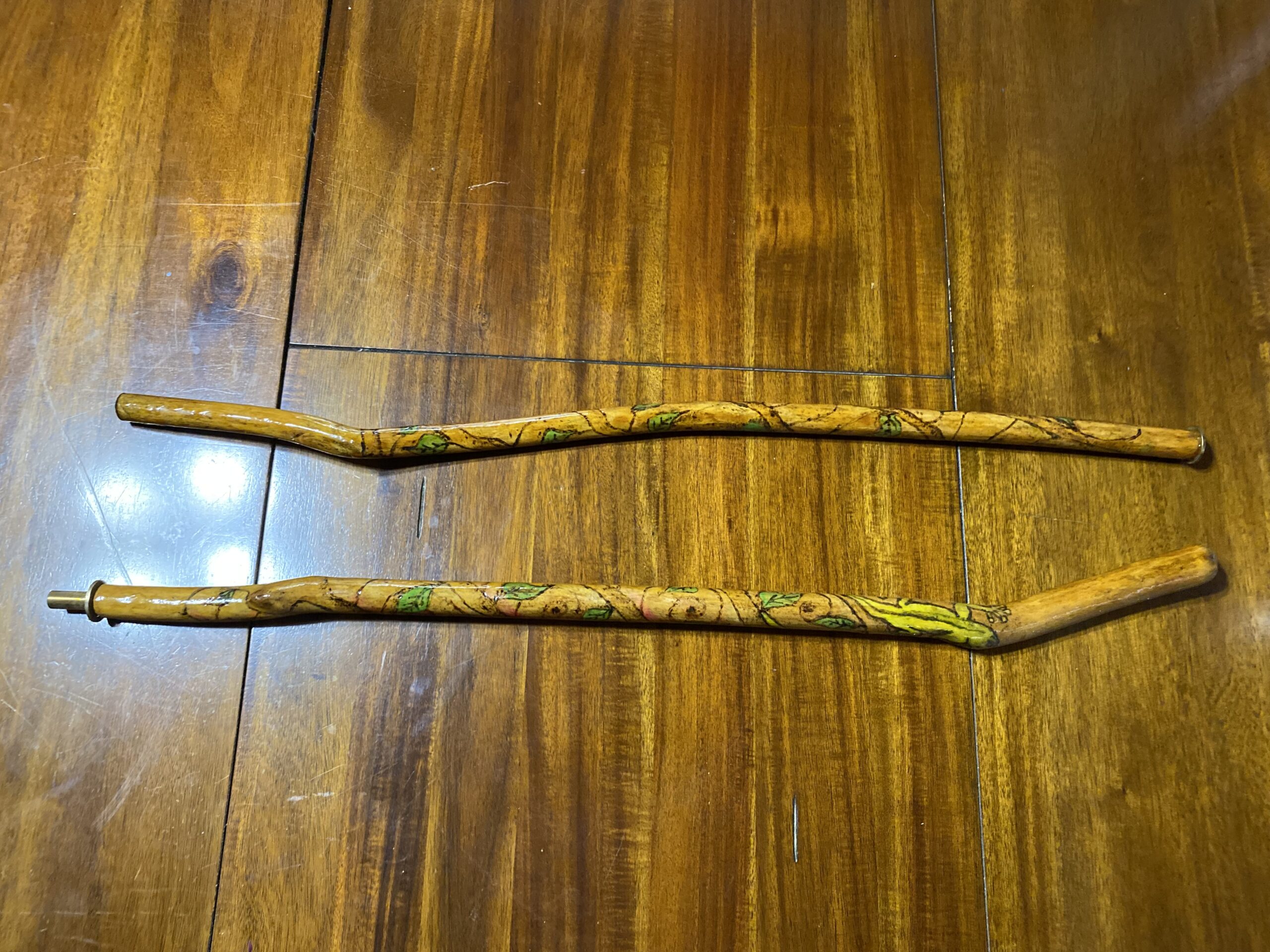 Lizard Glow Stick Stash Stick